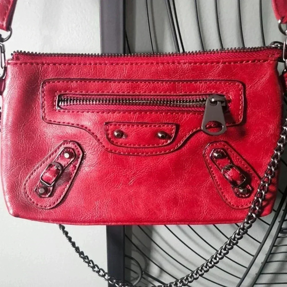 David Jones | Red Faux Leather Mini Bag City Style with  Long Removable Strap - Picture 6 of 12